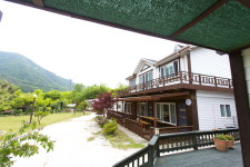 산골의아침펜션