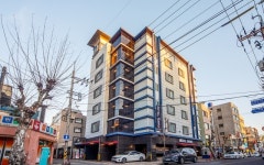 세르비 호텔