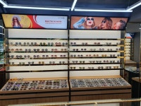 디씨90안경 식사점