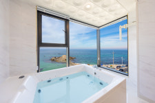 돌고래스파펜션