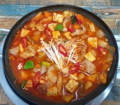육일식당