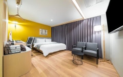 하운드호텔 사직미남역점