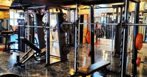 휘트니스피플 헬스클럽