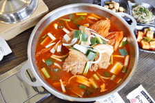 사랑담은묵은지찜찌개 본점