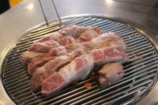 꽃돼지연탄구이