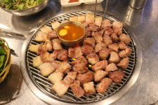꽃돼지연탄구이