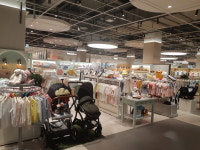 압소바 현대프리미엄아울렛 스페이스원점