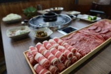 꽃담우정육식당 원주봉화산직영점