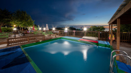 오카소 애견 온수 수영장펜션