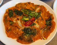 강변산장