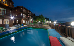 오카소 애견 온수 수영장펜션