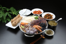 용궁칼국수 파주헤이리본점