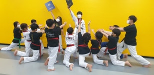 감사랑리더십태권도장