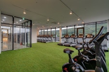 더리얼 휘트니스