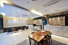 연세비앤이치과의원