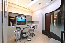 연세비앤이치과의원