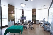 연세비앤이치과의원