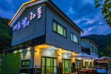 어느 날, 하동