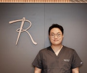 닥터로미성형외과의원