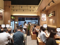 홍수계찜닭 트리플스트리트점