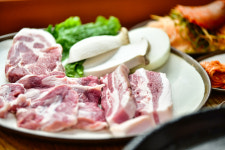 명가솥뚜껑 서귀포흑돼지