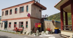 중앙펜션민박식당