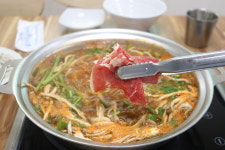 퐁당퐁당 샤브칼국수 옥동점