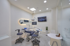 서울큰치과의원 신정네거리역