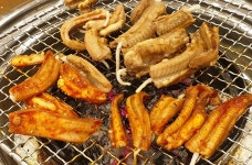자갈치꼼장어닭숯불구이