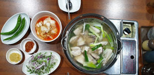 공릉동닭한마리 호평점