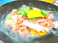 금왕솥뚜껑부대찌개삼겹살