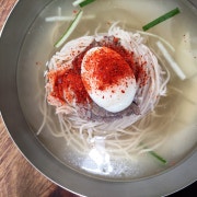물냉면