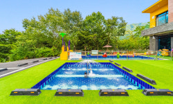 나나키즈풀빌라