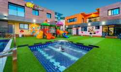 나나키즈풀빌라