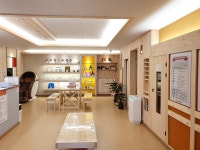 아하데이스파 창원안민점