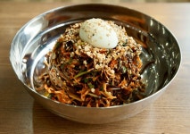 메밀고개시골막국수