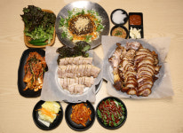반반한족발&닭발 여수학동점