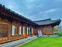 중앙탑의상실