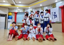 용인대명인태권도