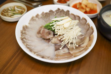 명가옥 설렁탕곰탕 원흥본점
