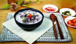 24시강청골순대국밥