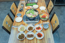 먹보쌈밥고깃간