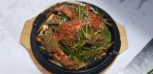북배산흑염소요리