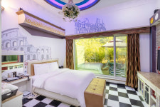 숲속의궁전무인텔