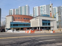 지음