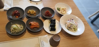 참인사