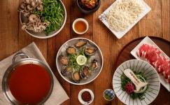 장원갑 칼국수 청주점