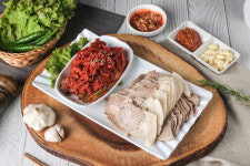 장군보쌈족발 모란점