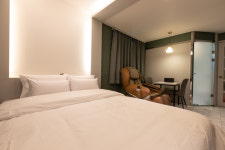 데이앤나잇 호텔