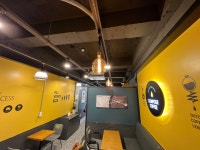 컴포즈커피 화명신도시점